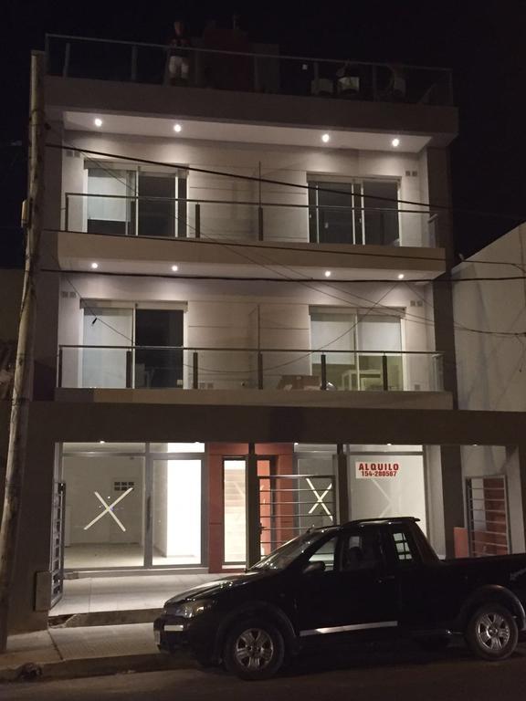 Frente Al Rio Apartment Parana Bagian luar foto